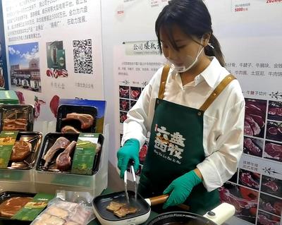 宁夏28家企业携“六特”优品入鹭城 家禽产品备受青睐